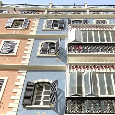 Delightful Centre Clarendon - Grand House *