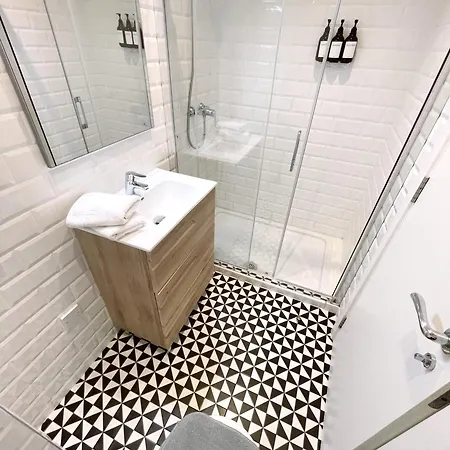 Apartment Delightful Centre Clarendon - Grand House *