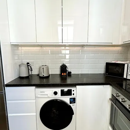 Apartment Delightful Centre Clarendon - Grand House Gibraltar