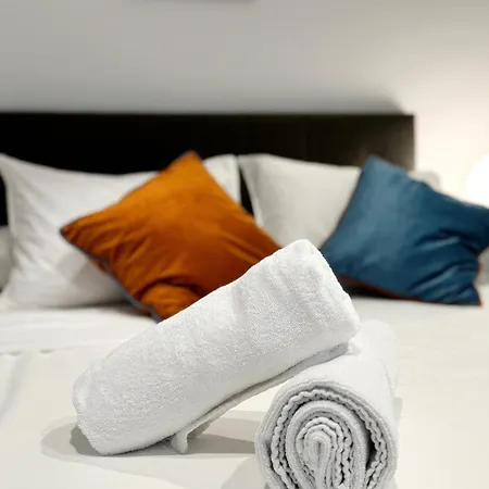 Apartment Delightful Centre Clarendon - Grand House Gibraltar