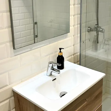 Apartment Delightful Centre Clarendon - Grand House Gibraltar